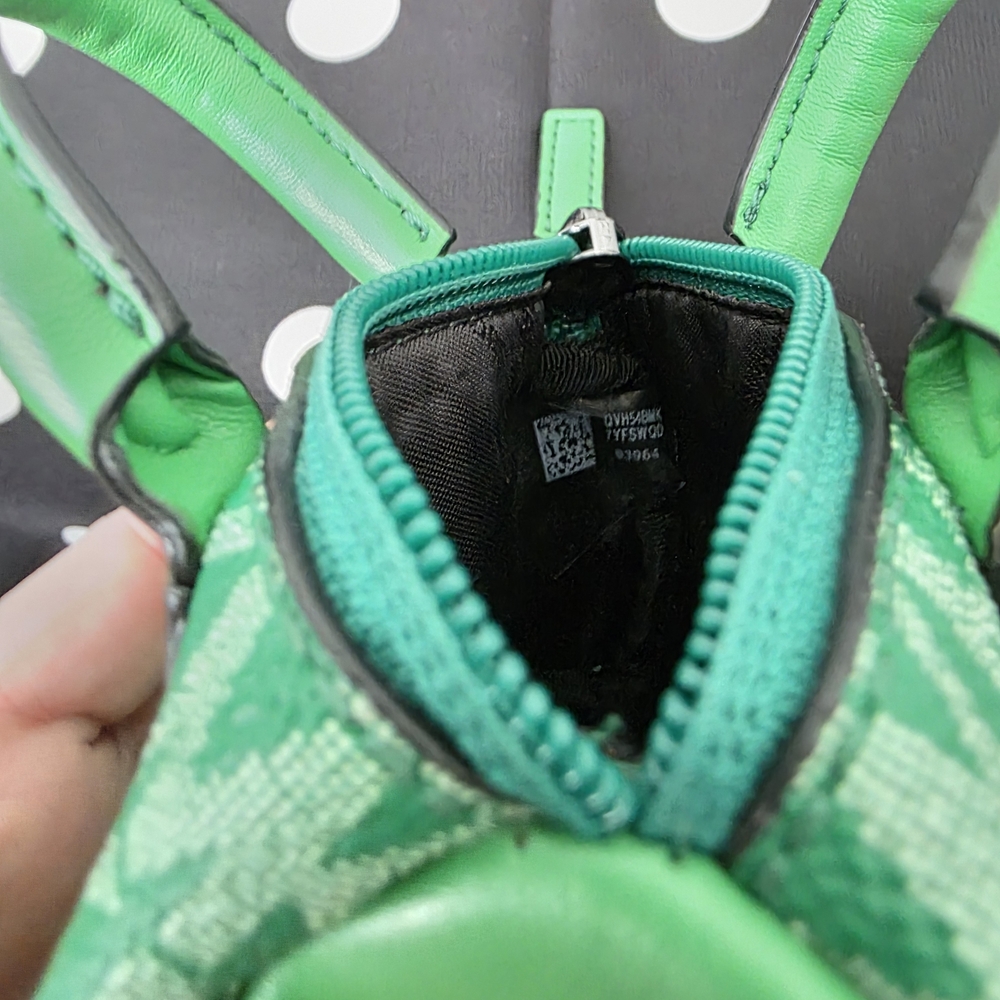 Michael Kors Green Jacquard Micro Duffle Bag Charm Keychain NWT Logo Mini Pouch - Picture 15 of 15